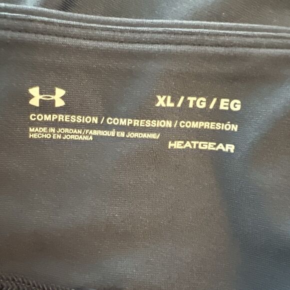 Under Armor Women’s Leggings XL Capri Compression Heatgear - Picture 3 of 4
